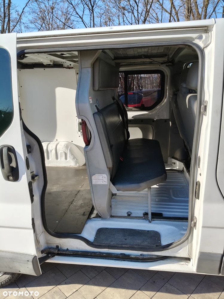 Renault Trafic - 8