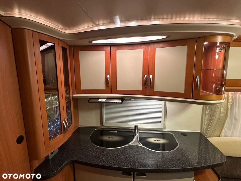 Hobby 560 WLU z napędem i markizą FIAMMA elektryczną. !!! RATY !!! - 24