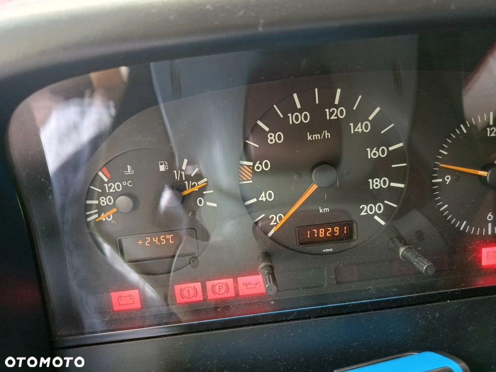 Mercedes-Benz Sprinter - 5