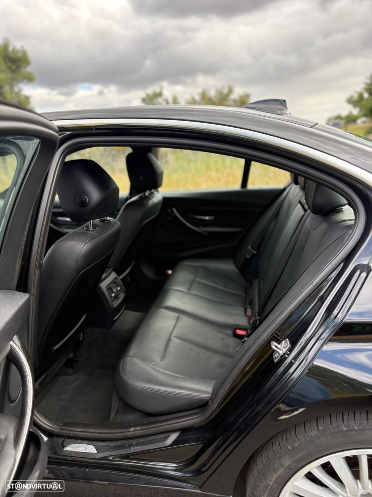 BMW 320 d Aut. xDrive Luxury Line - 7