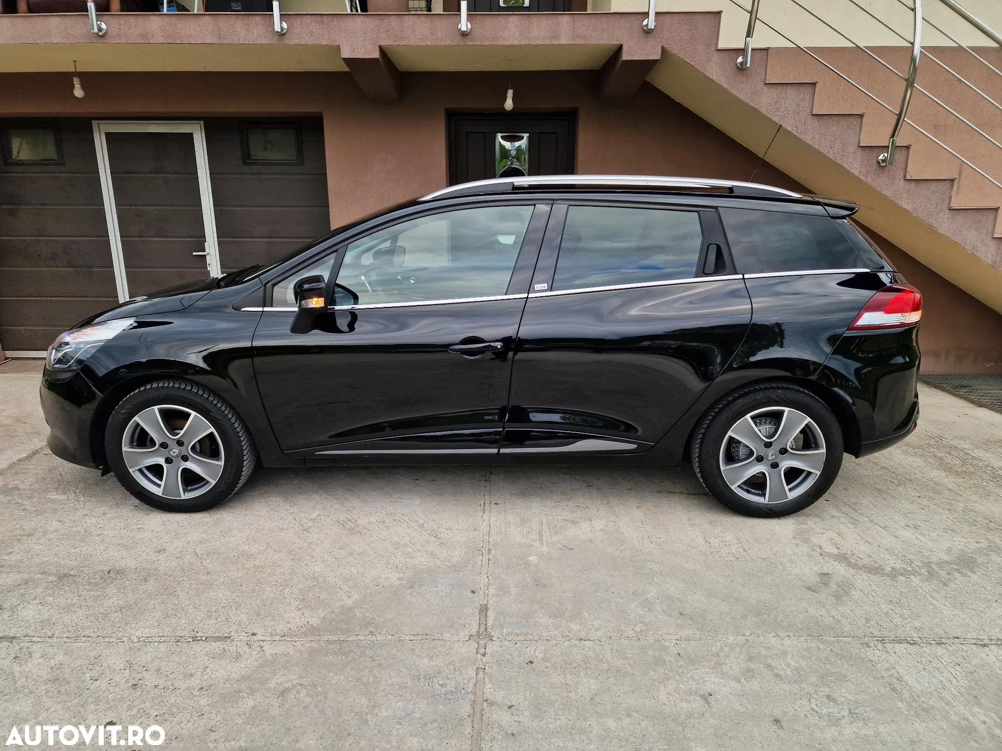 Renault Clio - 33