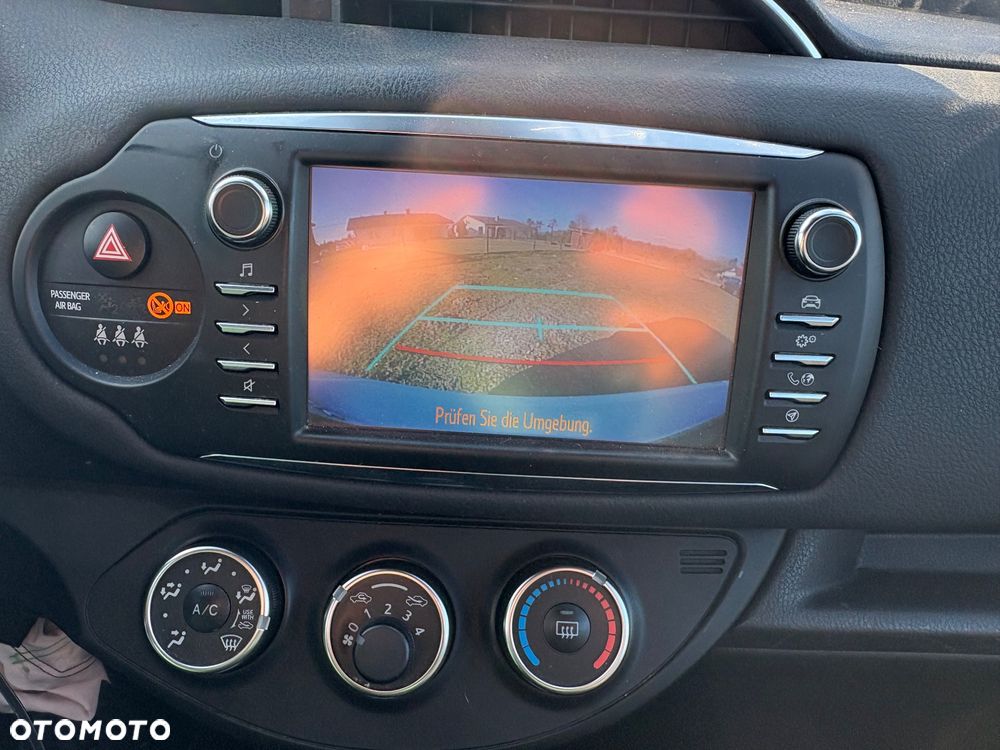 Toyota Yaris 1,5-Dual-VVT-iE Selection - 24