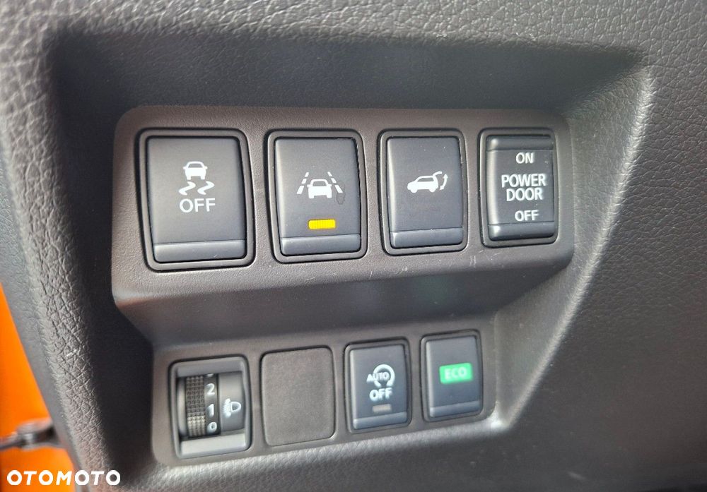 Nissan X-Trail - 28