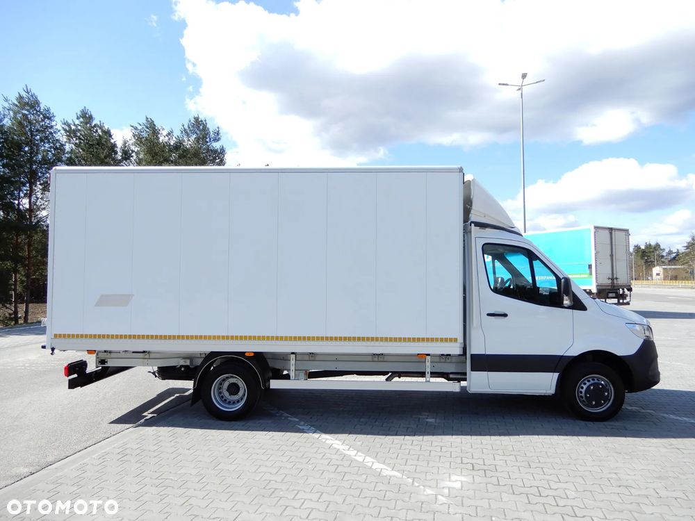 Mercedes-Benz Sprinter 516 CDI 2.2 CDI 163 KM Kontener 4.91 Cm 10 E.Palet Super Lekki ALUVAN DMC 3500 Kg 705 Kg Ładowność Tempomat Asystent Pasa Ruchu Stan Auta Jak Nowy UNIKAT