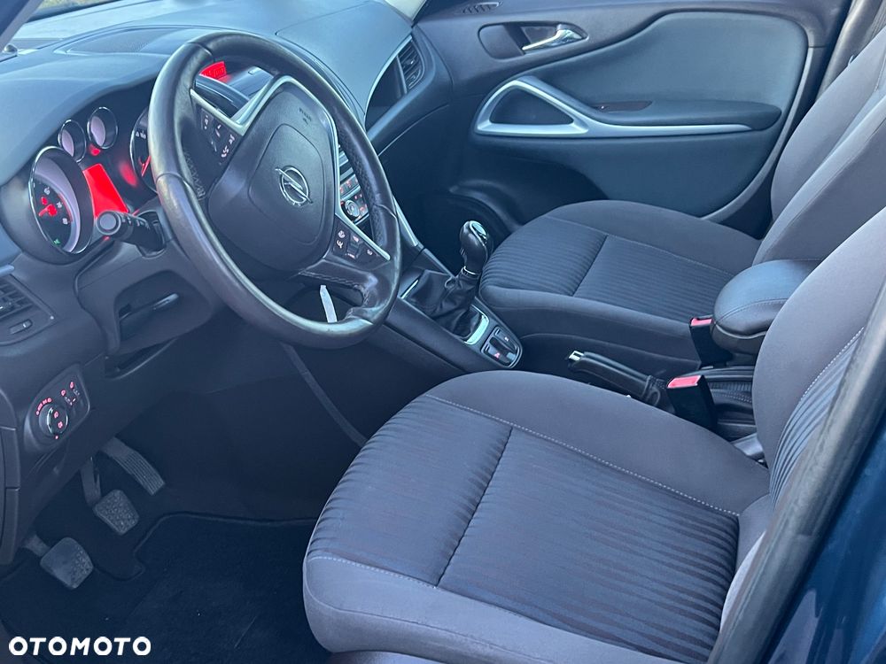 Opel Zafira 1.4 T Cosmo EcoFLEX S&S EU6 - 11
