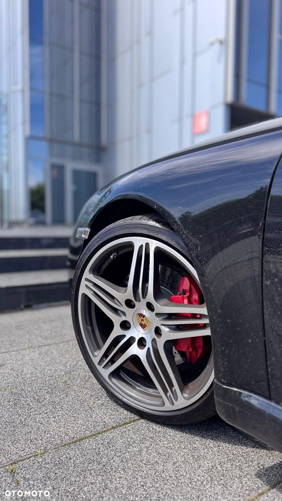 Porsche 911 Carrera S - 16
