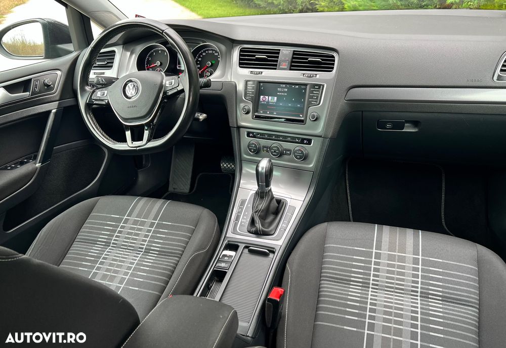 Volkswagen Golf 1.4 TSI BlueMotion Technology DSG Lounge - 7