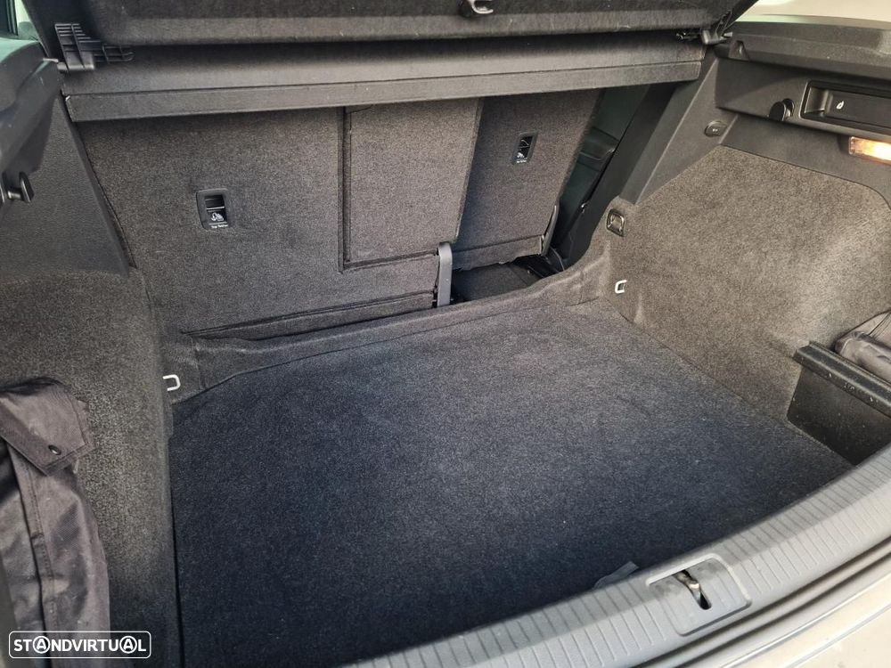 VW Tiguan 2.0 TDI Highline - 25