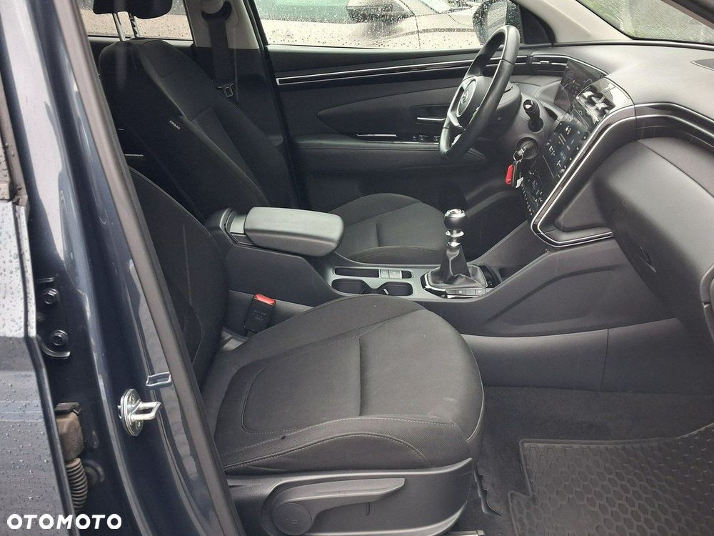 Hyundai Tucson 1.6 T-GDi Smart 2WD - 25