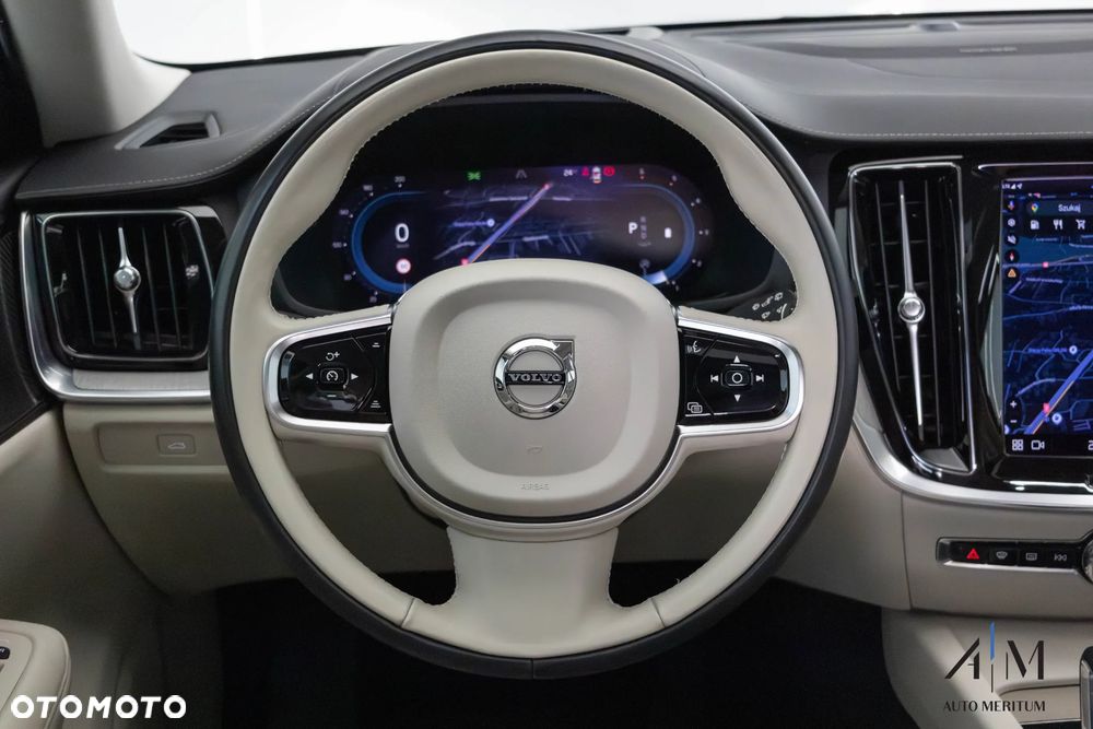 Volvo V60 Cross Country B4 D AWD Geartronic - 16
