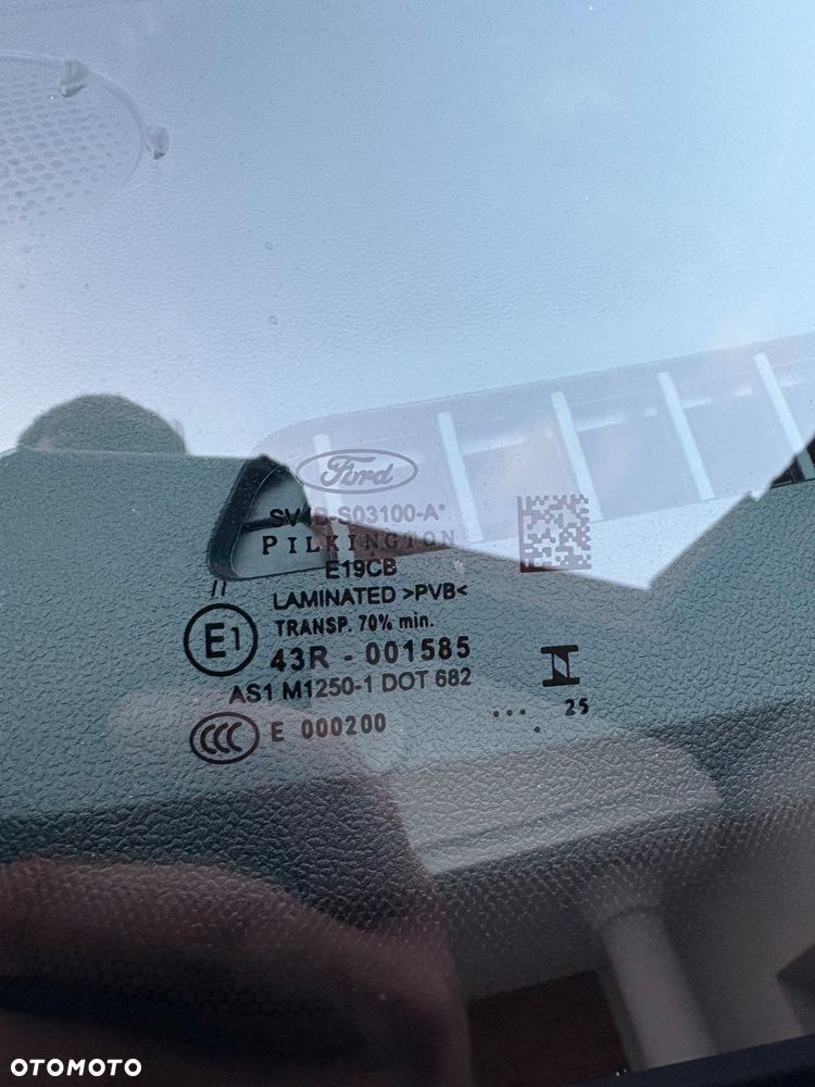 Ford Kuga 2.5 FHEV AWD Active eCVT - 23