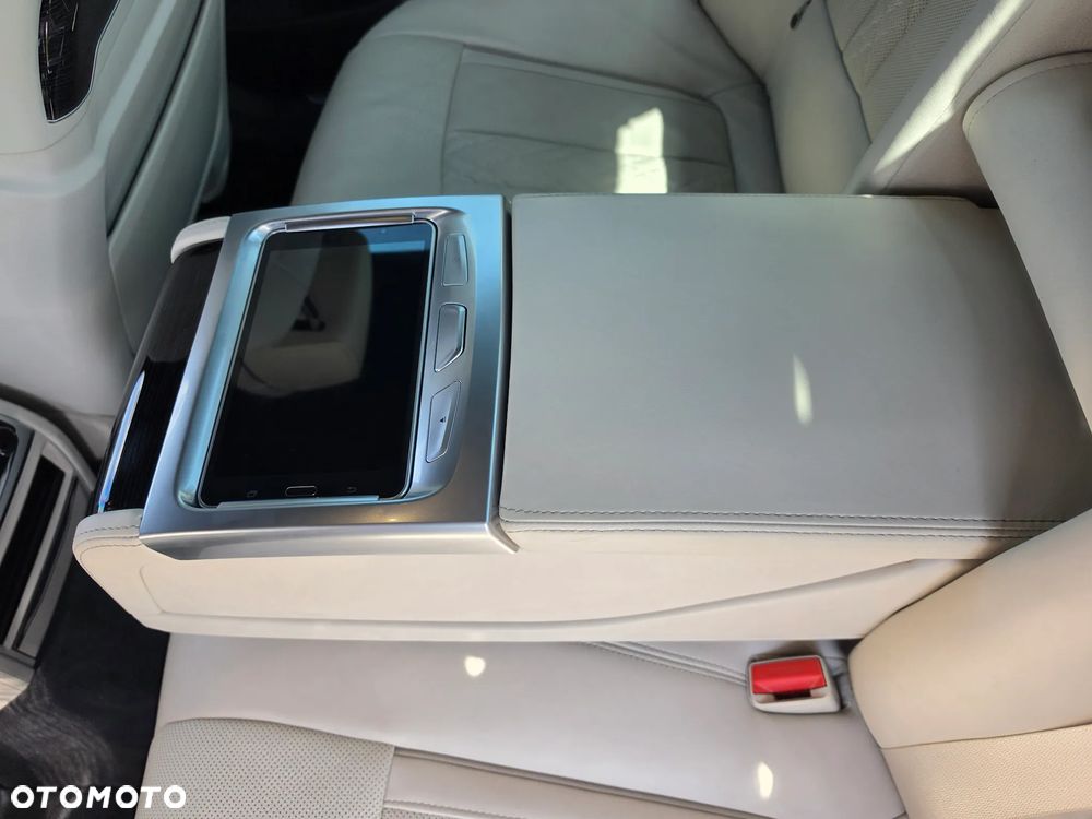 BMW Seria 7 750d xDrive sport - 13