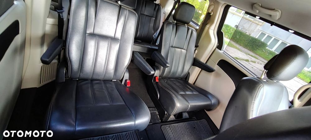 Lancia Voyager 2.8 CRD16v Platinum - 37