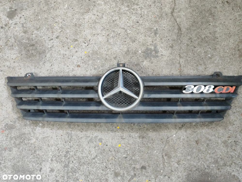 atrapa gril znaczek MERCEDES do MERCEDES sprinter 903 00-06r