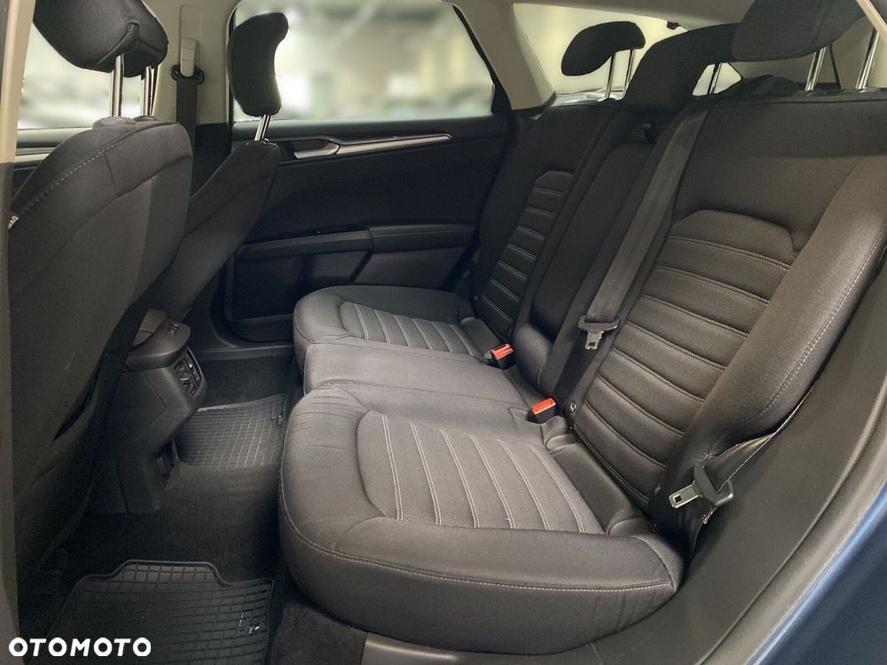 Ford Mondeo - 31