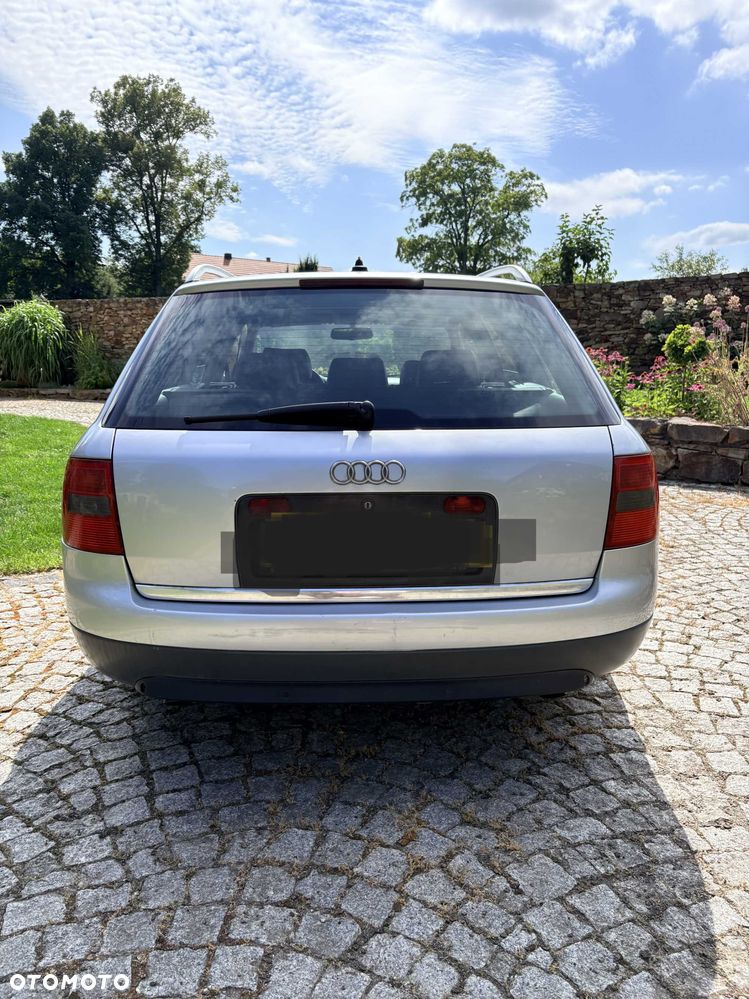 Audi A6 Avant - 8