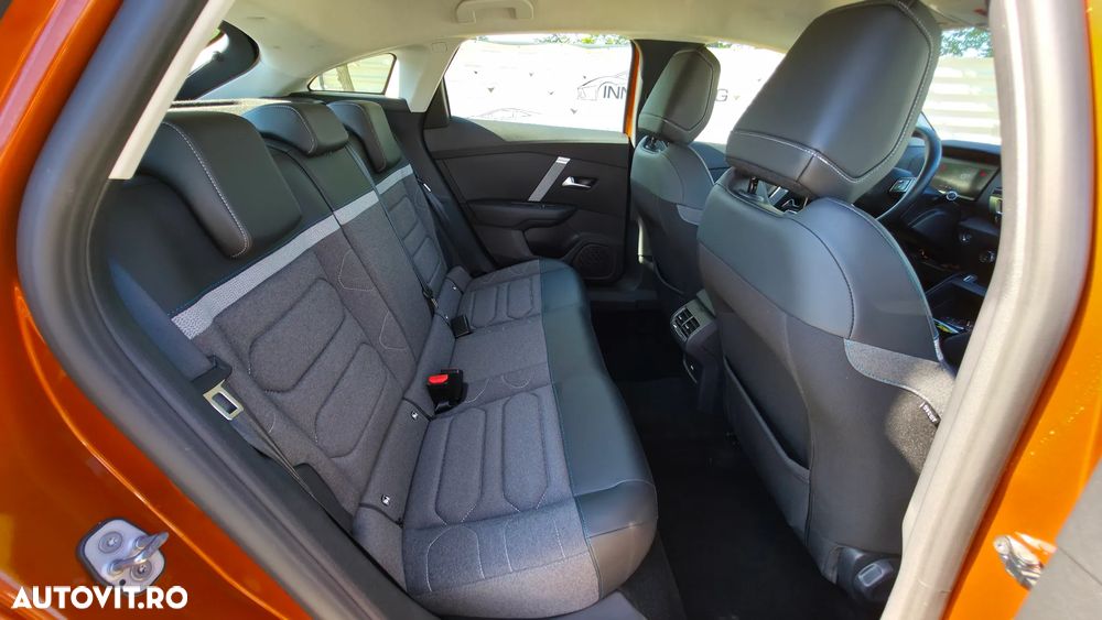 Citroën C4 PureTech 130 Stop&Start EAT8 FEEL PACK - 17