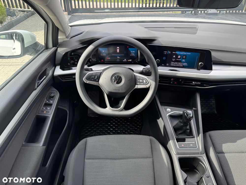 Volkswagen Golf - 26