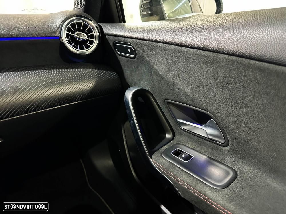 Mercedes-Benz A 250 e 8G-DCT Edition AMG Line - 32