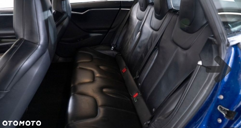 Tesla Model S - 16