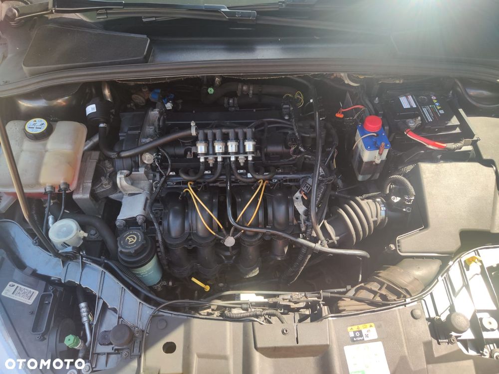 Ford Focus 1.6 Titanium - 10
