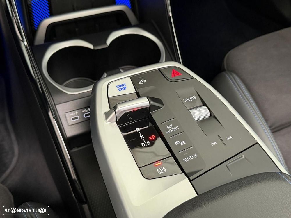 BMW iX1 xDrive30 - 37