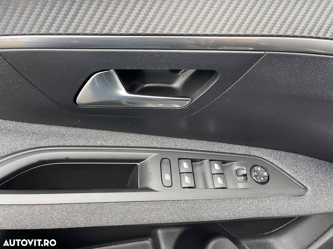 Peugeot 3008 1.5 BlueHDI S&S EAT8 Active - 9