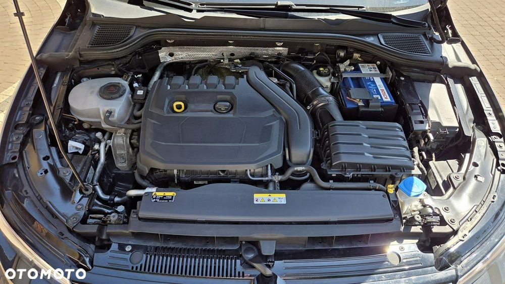 Volkswagen Golf - 39