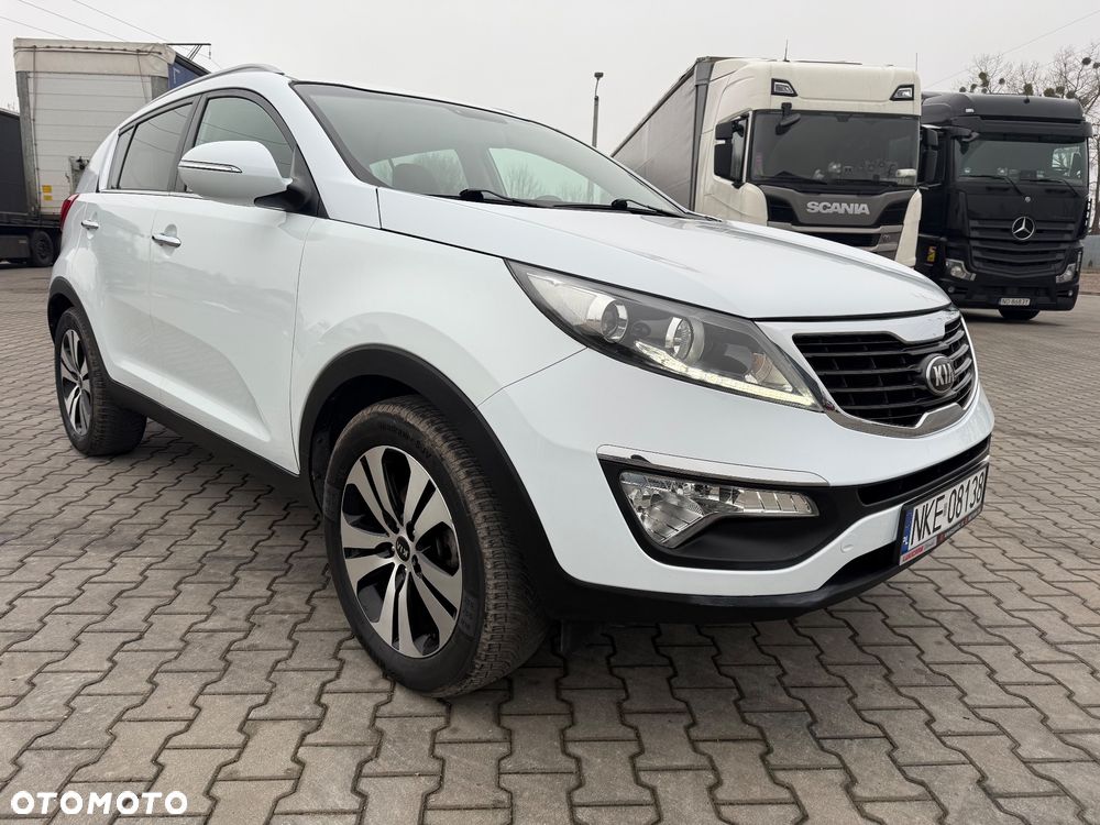 Kia Sportage 1.7 CRDI 2WD ISG Dream-Team Edition - 9