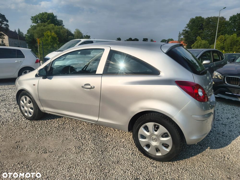 Opel Corsa 1.2 16V Color Edition - 9