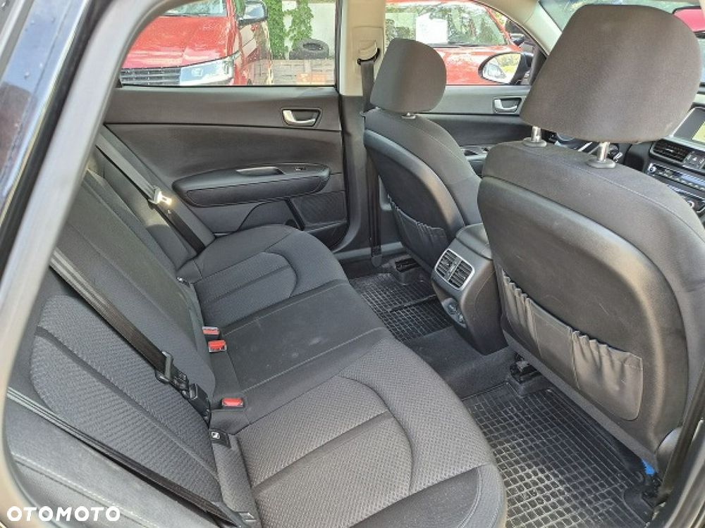 Kia Optima 2.0 L - 20