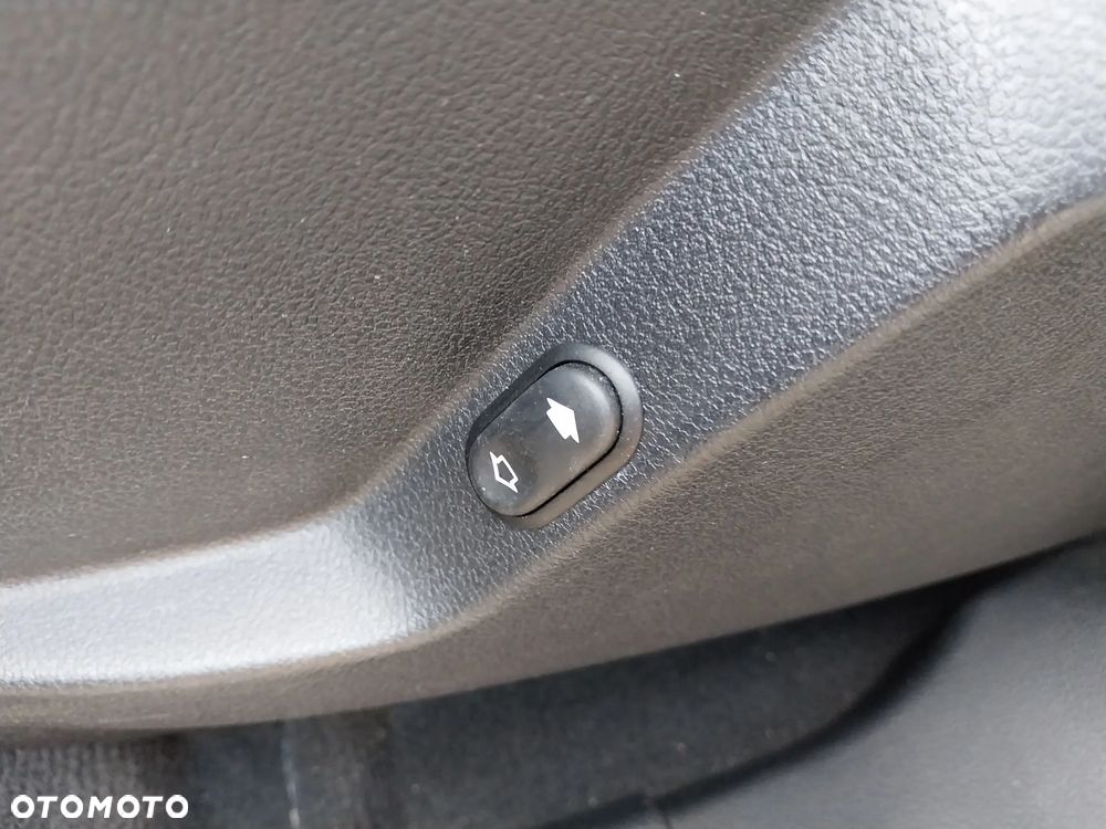 Ford S-Max 2.0 TDCi DPF Titanium - 20