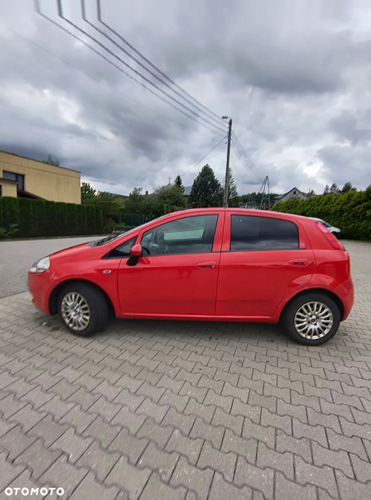 Fiat Grande Punto - 7