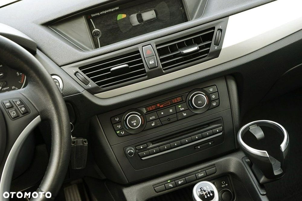 BMW X1 sDrive20d EfficientDynamics - 26