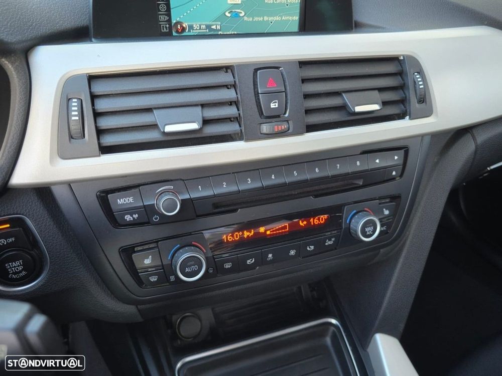 BMW 318 d Touring - 24