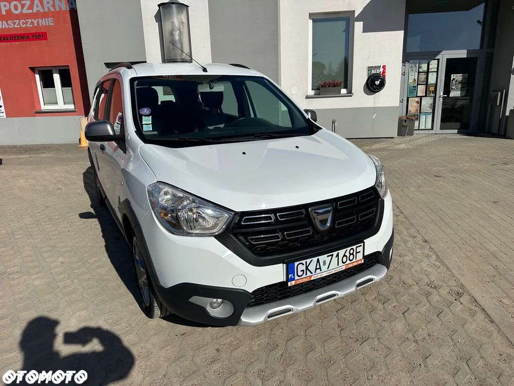 Dacia Lodgy TCe 115 Stepway - 19