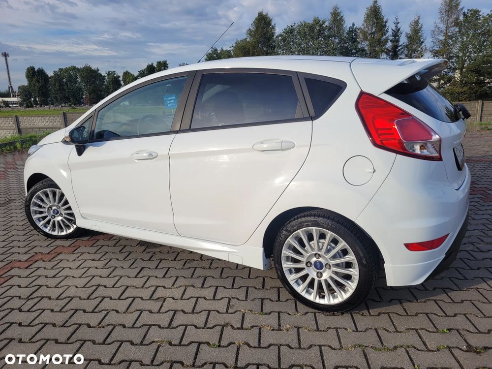 Ford Fiesta - 33