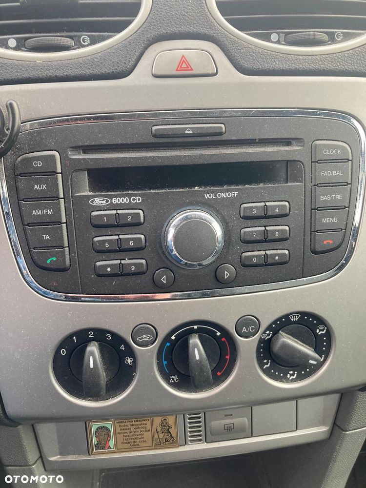 Ford Focus 1.6 Trend EU5 - 8