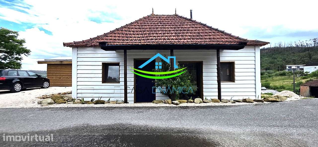Moradia com terreno e Poço - Grande imagem: 2/39