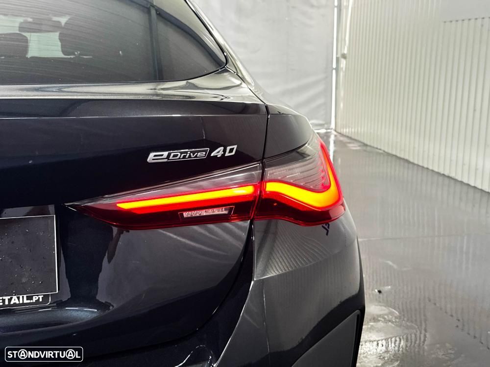 BMW i4 eDrive40 Pack Desportivo M - 57