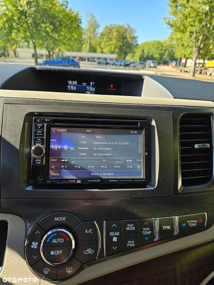 Toyota Sienna 3.5 V6 Limited AWD - 14