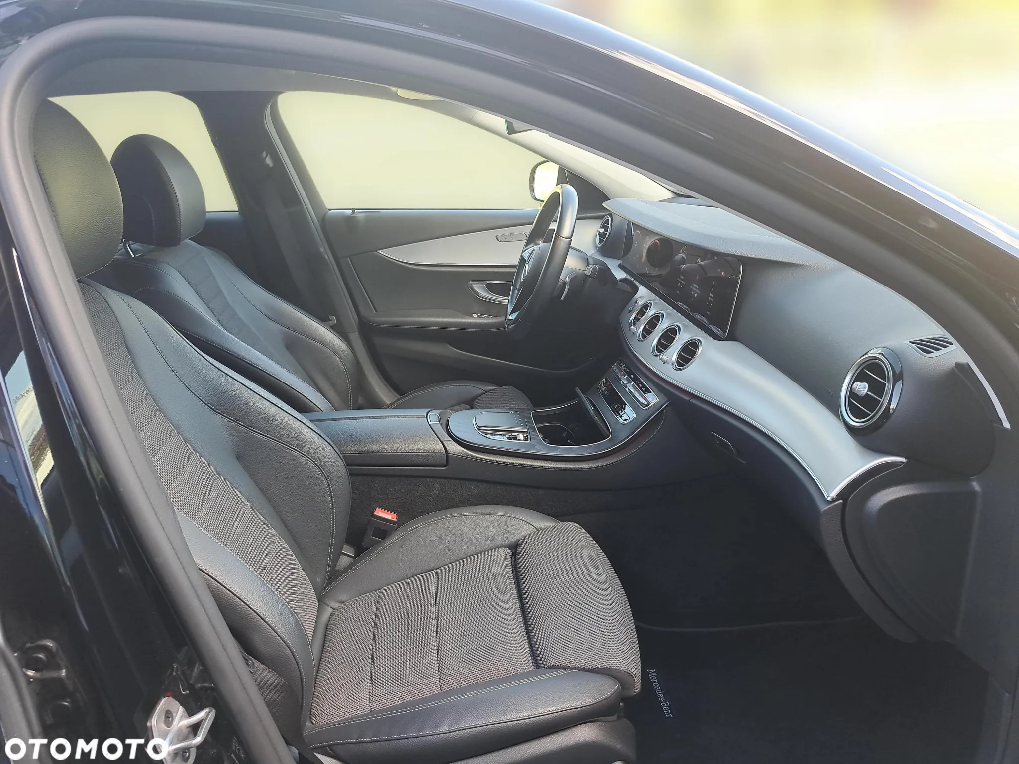 Mercedes-Benz Klasa E 220 d AMG/Avantgarde - 14