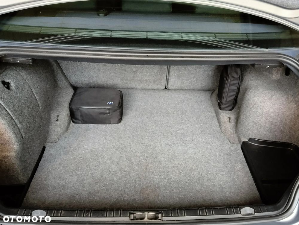 BMW Seria 3 - 33