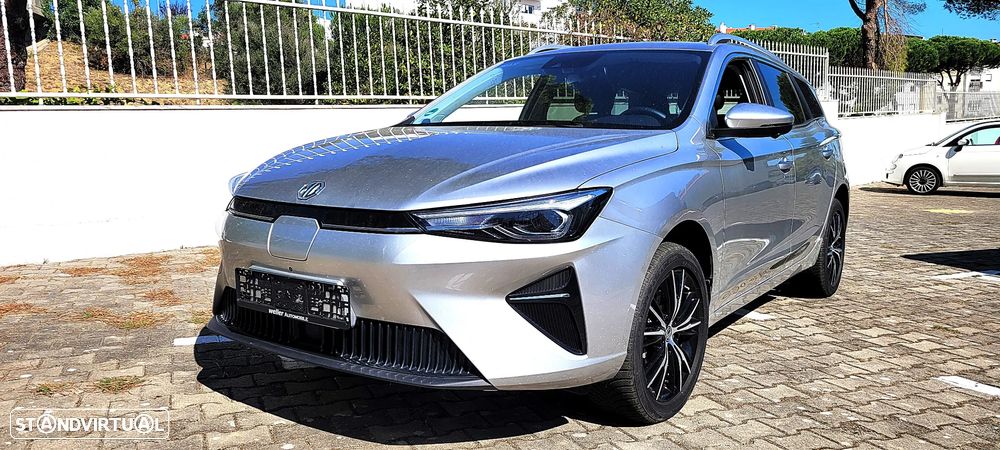 MG MG5 5 Standard Luxury - 2