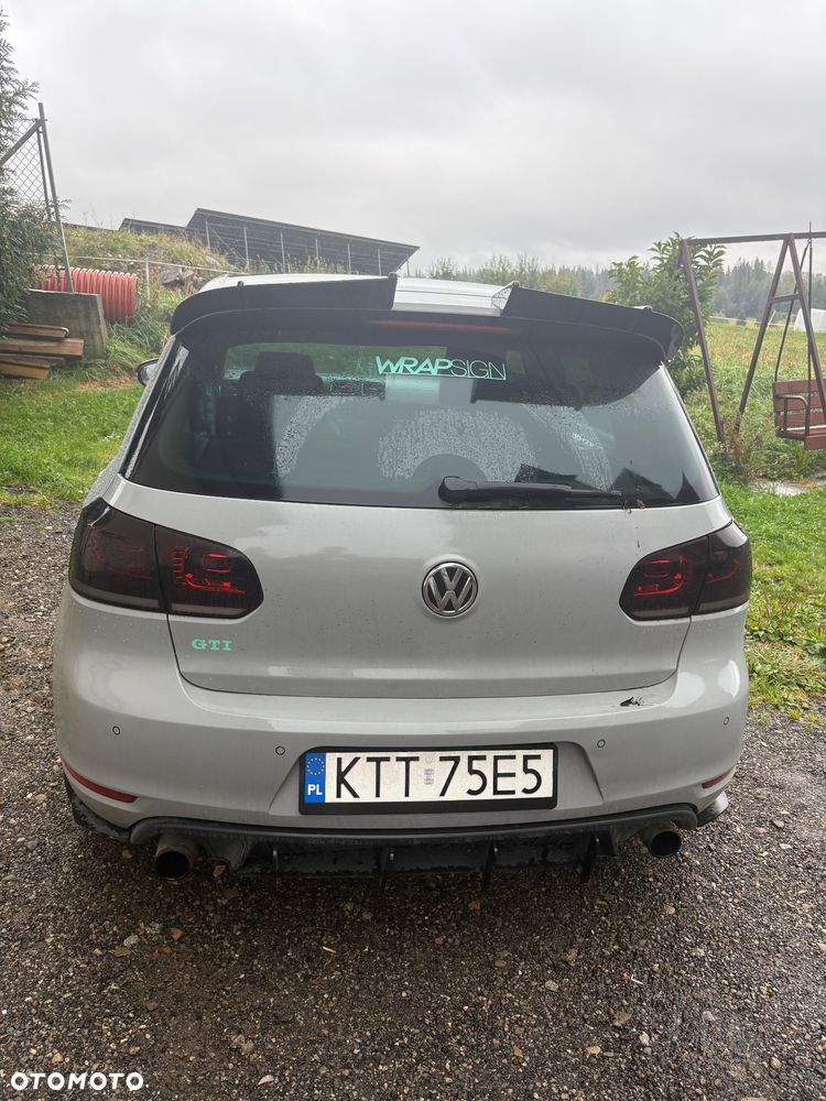 Volkswagen Golf 2.0 TSI GTI Pirelli - 5