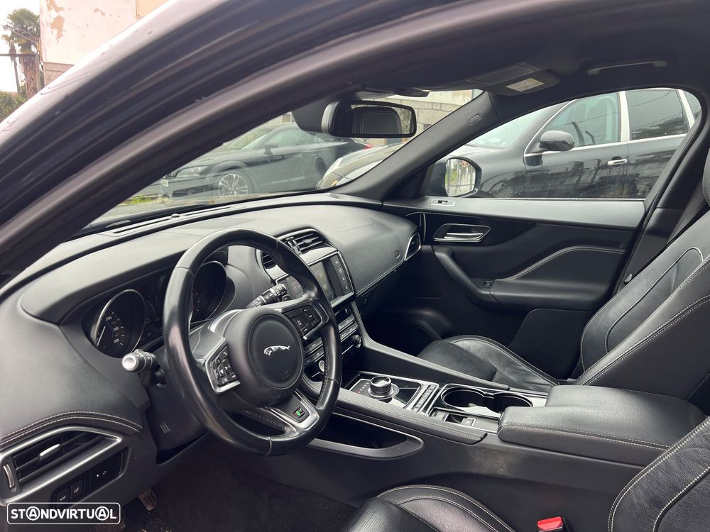 Jaguar F-Pace 2.0 i4D R-Sport AWD Aut. - 34