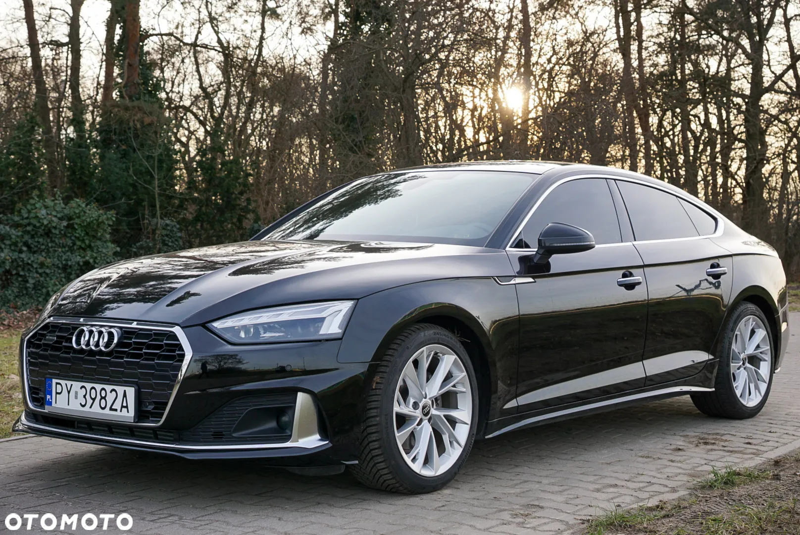 Audi A5 Coupe 40 TFSI quattro S tronic advanced - 2
