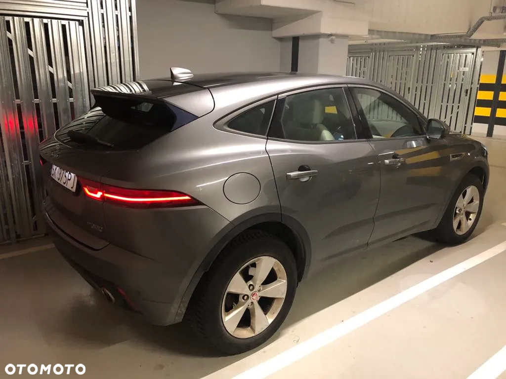 Jaguar E-Pace 2.0 i4P AWD R-Dynamic S - 7