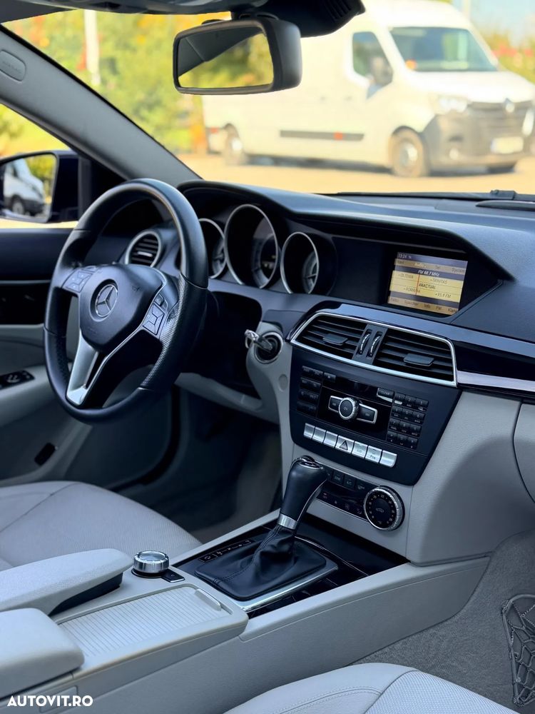 Mercedes-Benz C 250 CGI BlueEFFICIENCY Aut. - 14