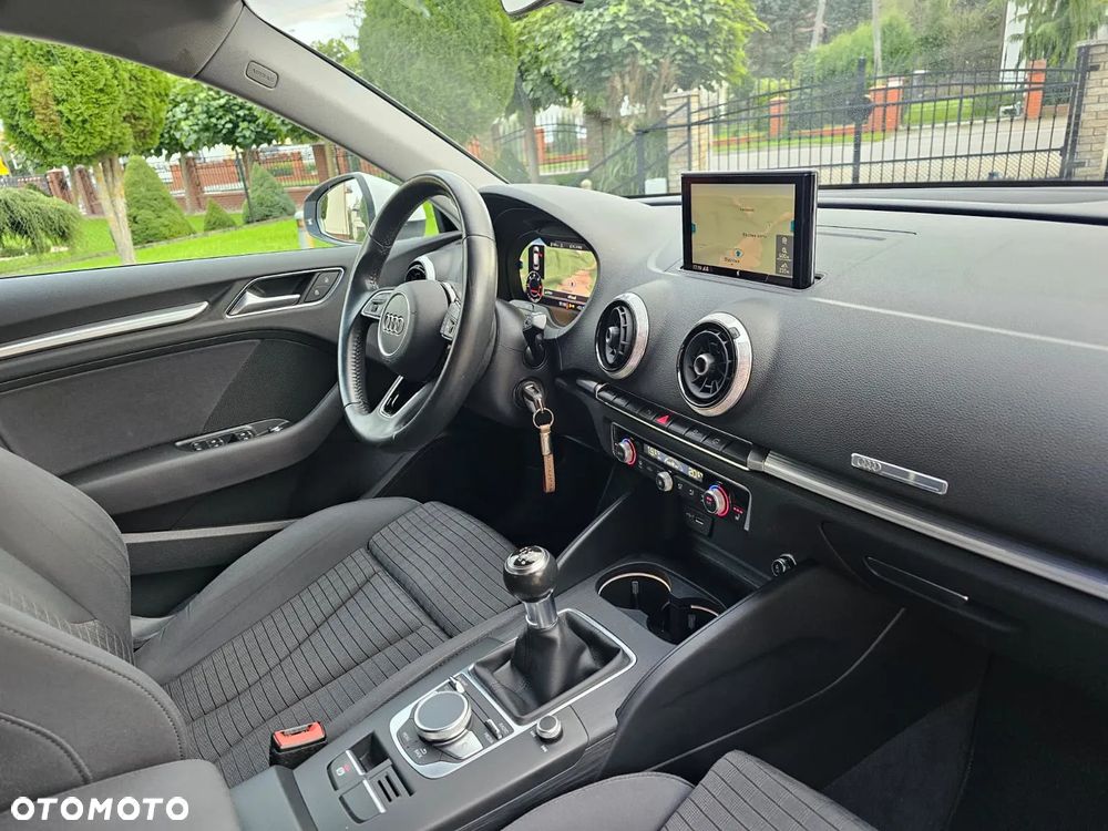 Audi A3 Sportback 2.0 TDI Sport - 28